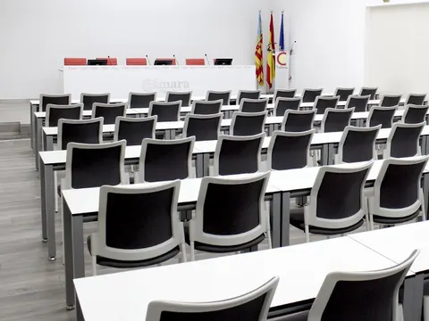 Cámara de Comercio de València (sede Poeta Querol) en Valencia, aforo hasta 100 personas