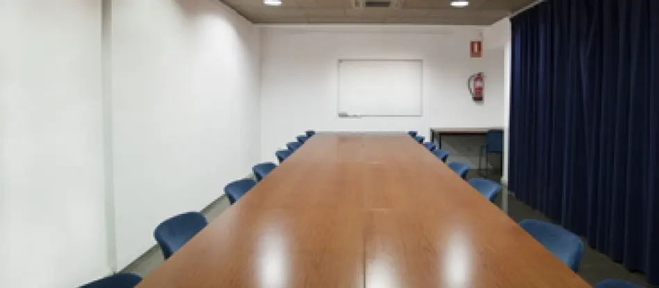 Centre Cívic Pere Pruna (Sala d'Actes) en Barcelona, aforo hasta 120 personas