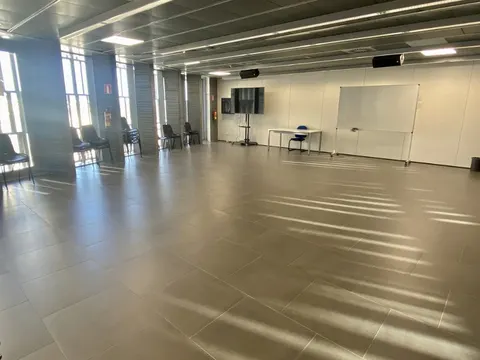 Centro Cívico Delicias (Ayuntamiento de Zaragoza) en Zaragoza, aforo hasta 120 personas · imagen 3