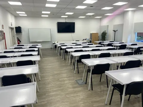 Centro de Formación Cámara de Madrid (alquiler de aulas) en Madrid, aforo hasta 240 personas · imagen 2