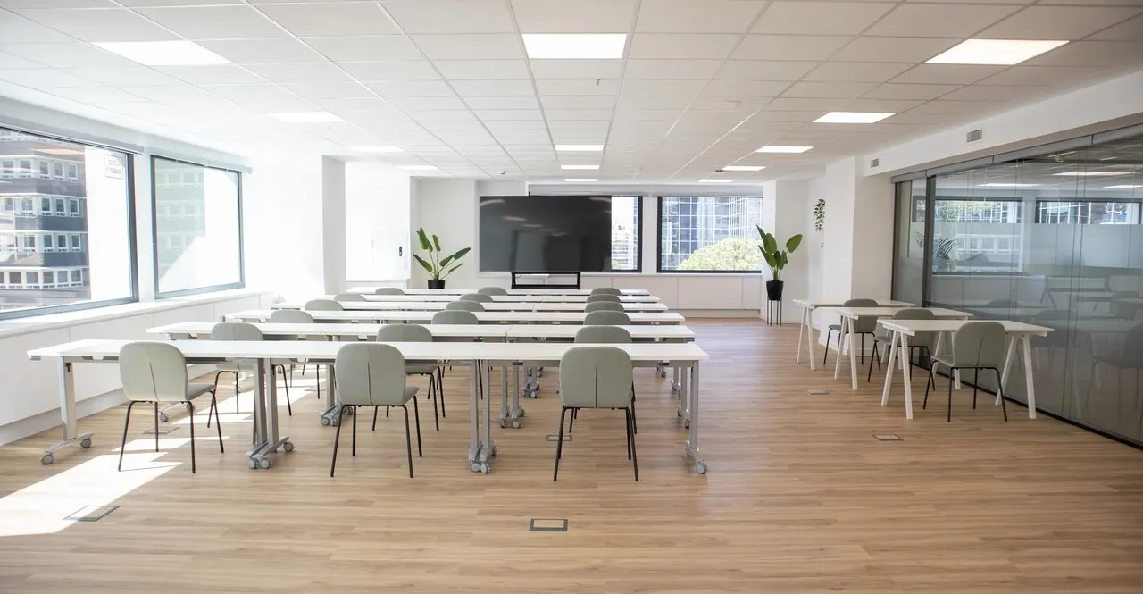 Cink Coworking (salas de formación y eventos) en Madrid, aforo hasta 60 personas