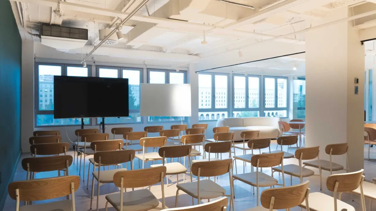 Cloudworks Madrid (Cibeles y Castellana, espacios de eventos) en Madrid, aforo hasta 100 personas