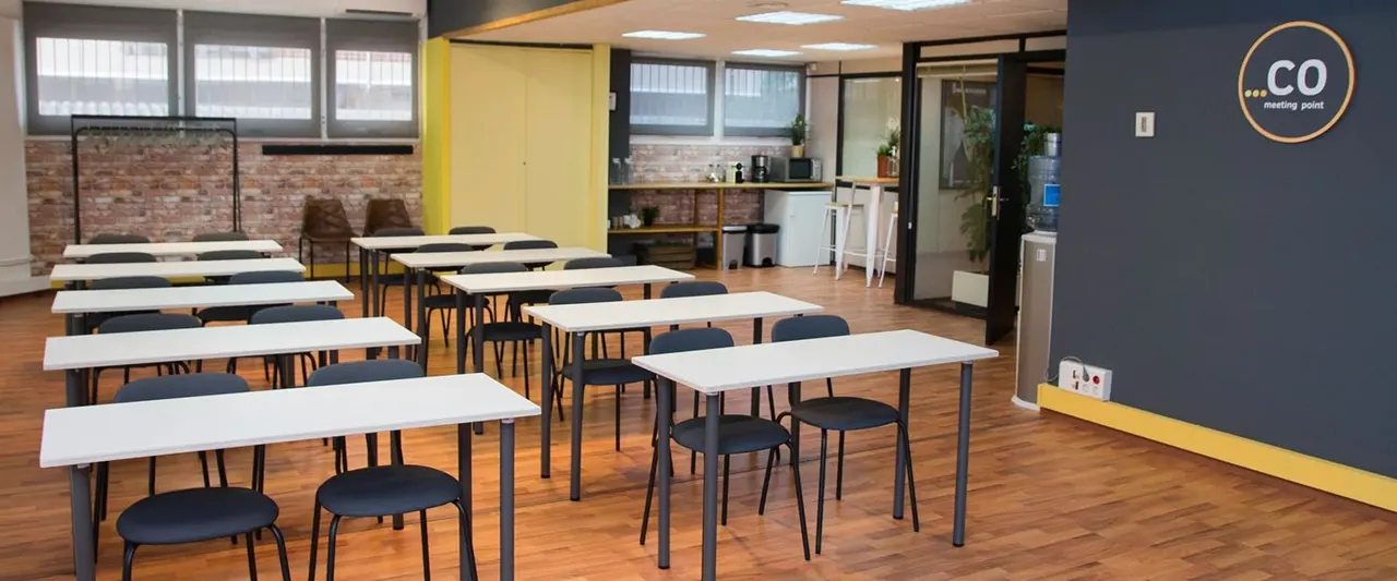 CO Meeting Point Barcelona (Sala Mediterrani) en Barcelona, aforo hasta 40 personas