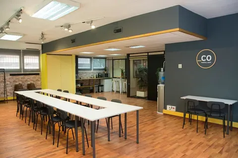 CO Meeting Point Barcelona (Sala Mediterrani) en Barcelona, aforo hasta 40 personas · imagen 2