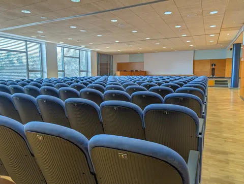 EPSEB-UPC (Sala de Graus y aulas docentes) en Barcelona, aforo hasta 210 personas
