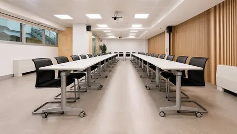 Ibercenter Azca (aulas de formación y salas) en Madrid, aforo hasta 100 personas · imagen 4