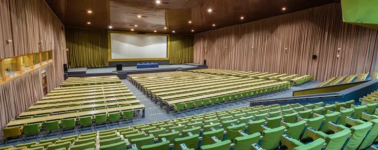 Palacio de Congresos de Torremolinos en Torremolinos, aforo hasta 817 personas