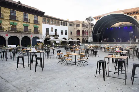 Poble Espanyol de Montjuïc en Barcelona, aforo hasta 5.200 personas · imagen 2