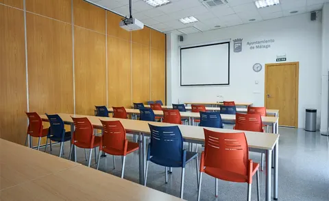 Promálaga I+D (salón de actos, aulas y sala de juntas) en Málaga, aforo hasta 100 personas · imagen 2